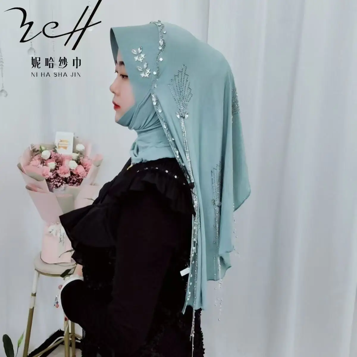 Abaya Hijab Muslim Women Shawl Lace Headscarf Luxury Tassels Scarf Malaysia Prayer Kufi Islam Saudi Arabia Turban 05536
Abaya Hijab Muslim Women Shawl Lace Headscarf Luxury Tassels Scarf Malaysia Prayer Kufi Islam Saudi Arabia Turban 05536