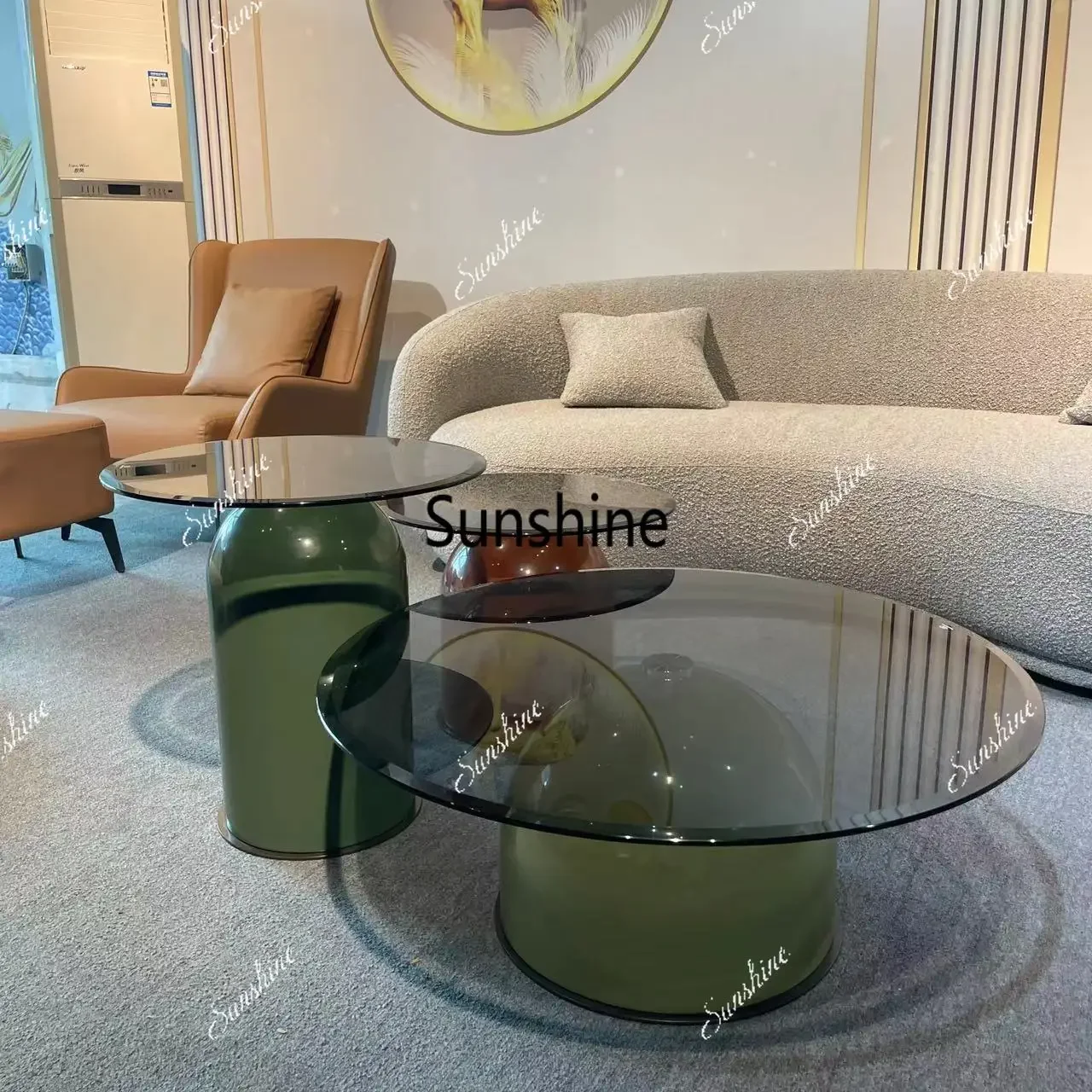 Living Room Home Light Luxury Tempered Glass Coffee Table Round Simple High-end Coffee Table Creative Combination Coffee Tabless
Living Room Home Light Luxury Tempered Glass Coffee Table Round Simple High-end Coffee Table Creative Combination Coffee Tabless
