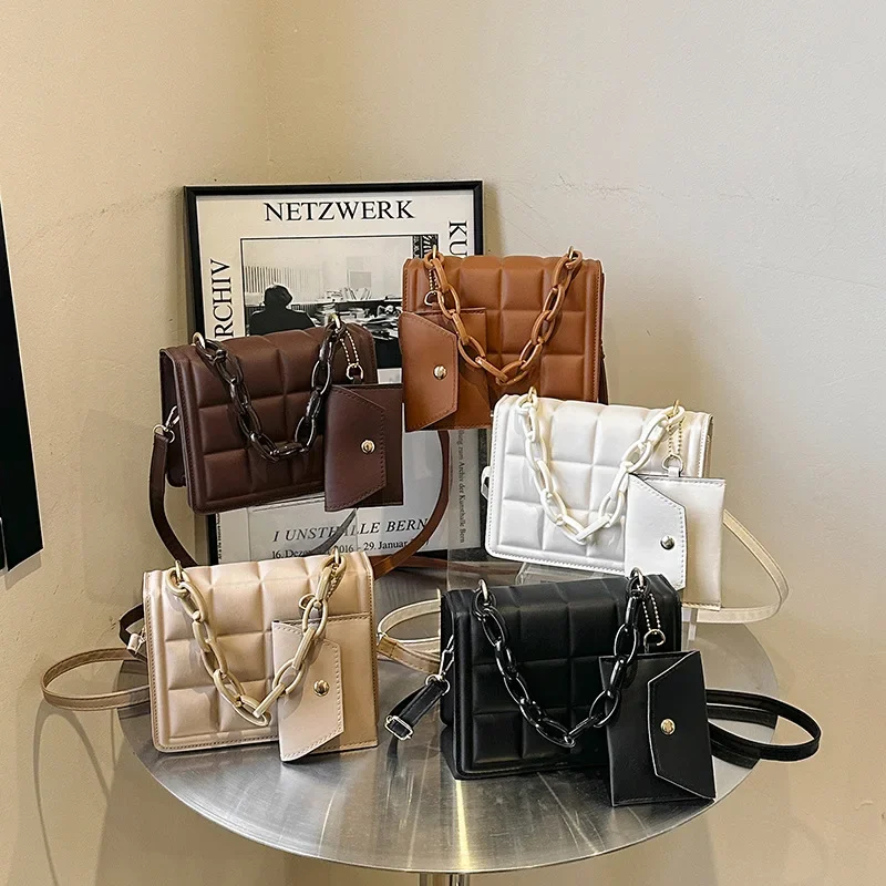 Fashion Embossed Female Bag PU Leather Pearl Shoulder Bag New Texture Buckle Crossbody Bags for Women Luxury Design Handbag
Fashion Embossed Female Bag PU Leather Pearl Shoulder Bag New Texture Buckle Crossbody Bags for Women Luxury Design Handbag