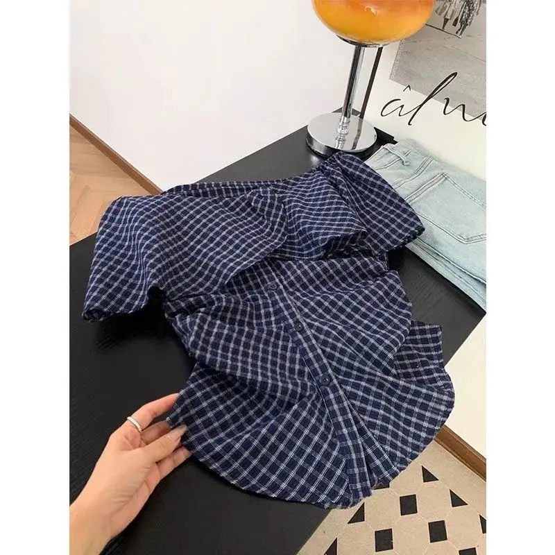 Unique Beautiful Blue Plaid One Shoulder Women's Shirt Slimming Waist Design Summer Casual Comfortable Polyester Fiber Shirt
Unique Beautiful Blue Plaid One Shoulder Women's Shirt Slimming Waist Design Summer Casual Comfortable Polyester Fiber Shirt