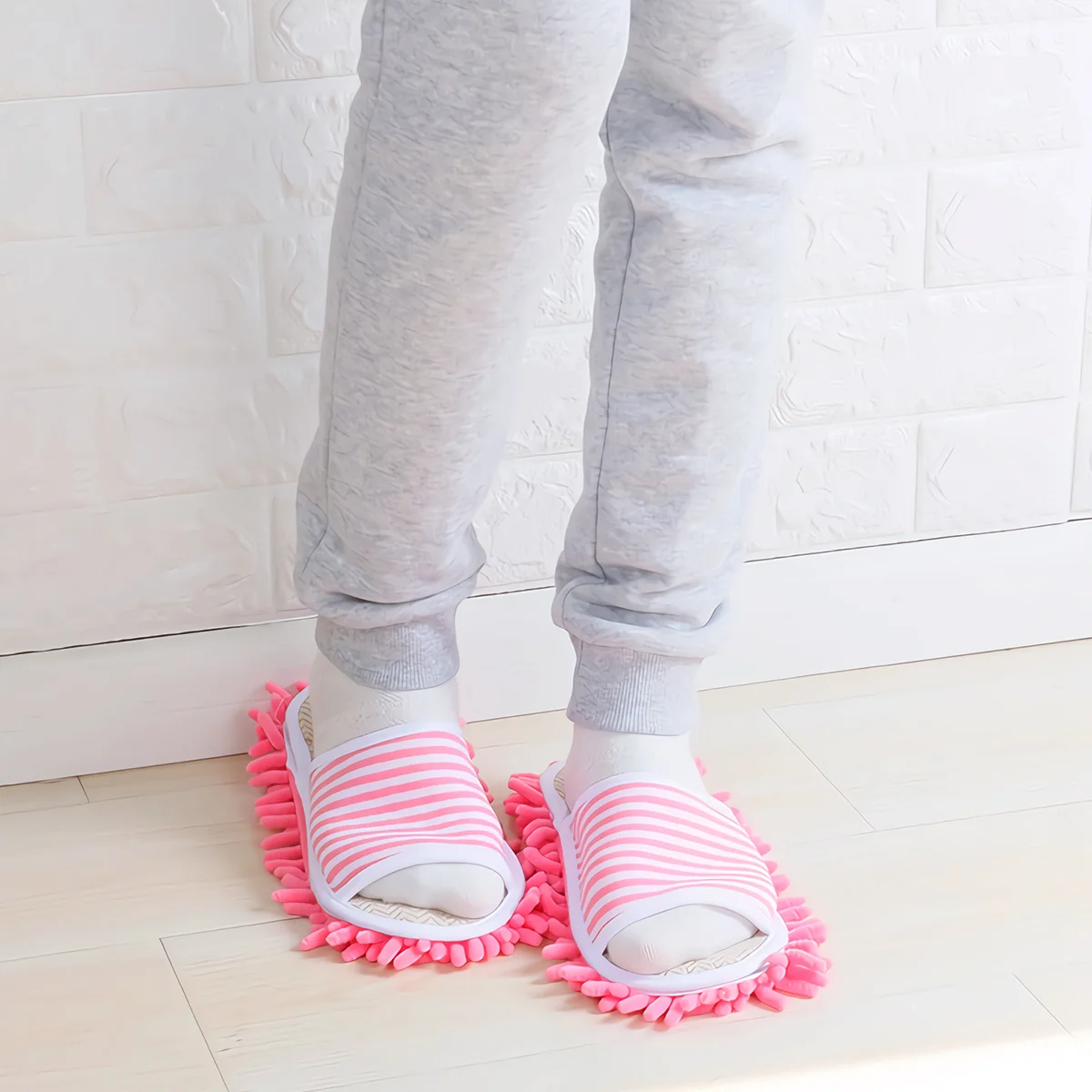 1 Pair Japanese Style Slippers Soft Lightweight Non-Slip Indoor Outdoor Cloth Shoes For Men Women All Season Antiskid Footwear
1 Pair Japanese Style Slippers Soft Lightweight Non-Slip Indoor Outdoor Cloth Shoes For Men Women All Season Antiskid Footwear