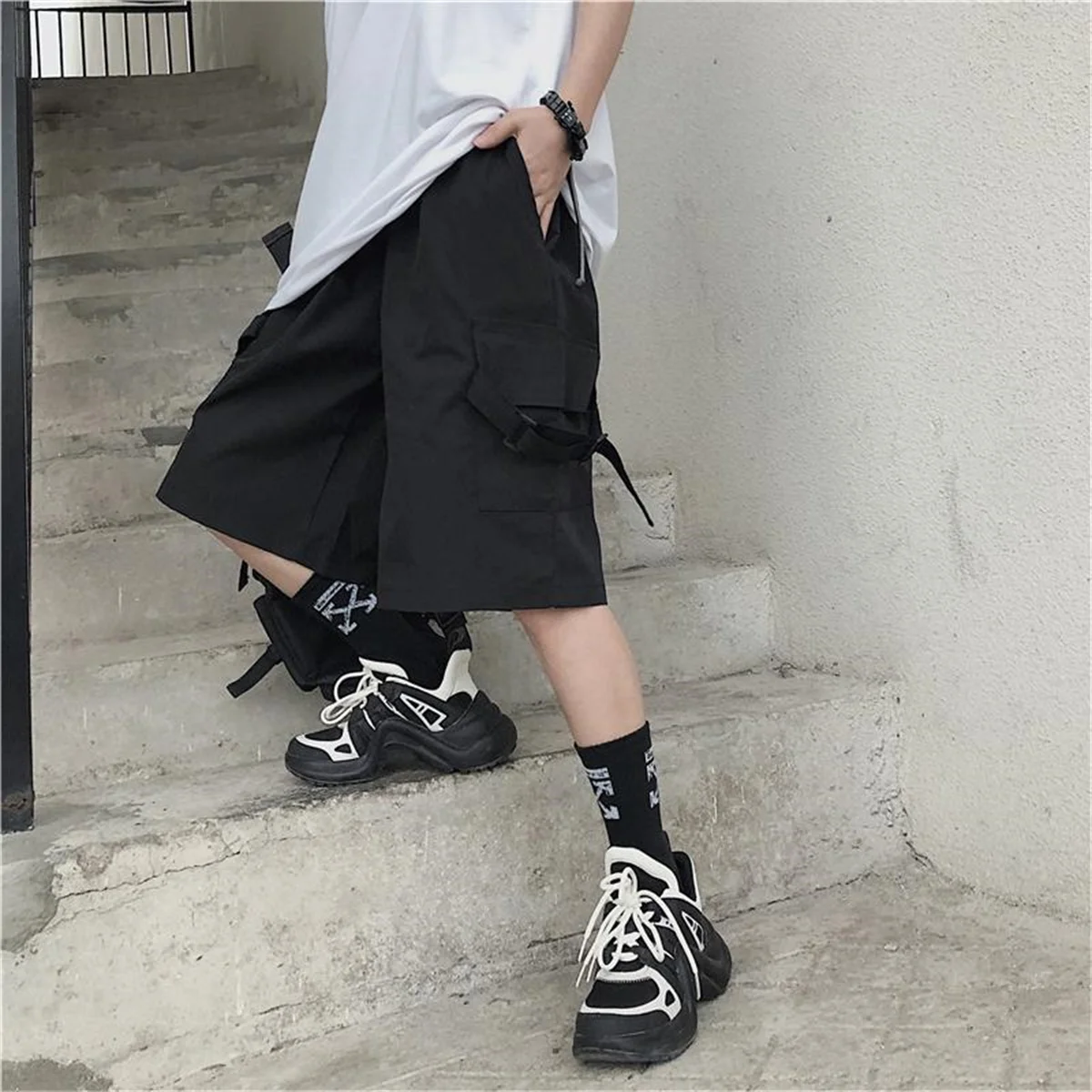 Lucyever Streetwear Hip Hop Cargo Shorts Women Vintage Harajuku High Waist Y2K Shorts Summer Pockets Unisex Bf Short Pants Woman
Lucyever Streetwear Hip Hop Cargo Shorts Women Vintage Harajuku High Waist Y2K Shorts Summer Pockets Unisex Bf Short Pants Woman