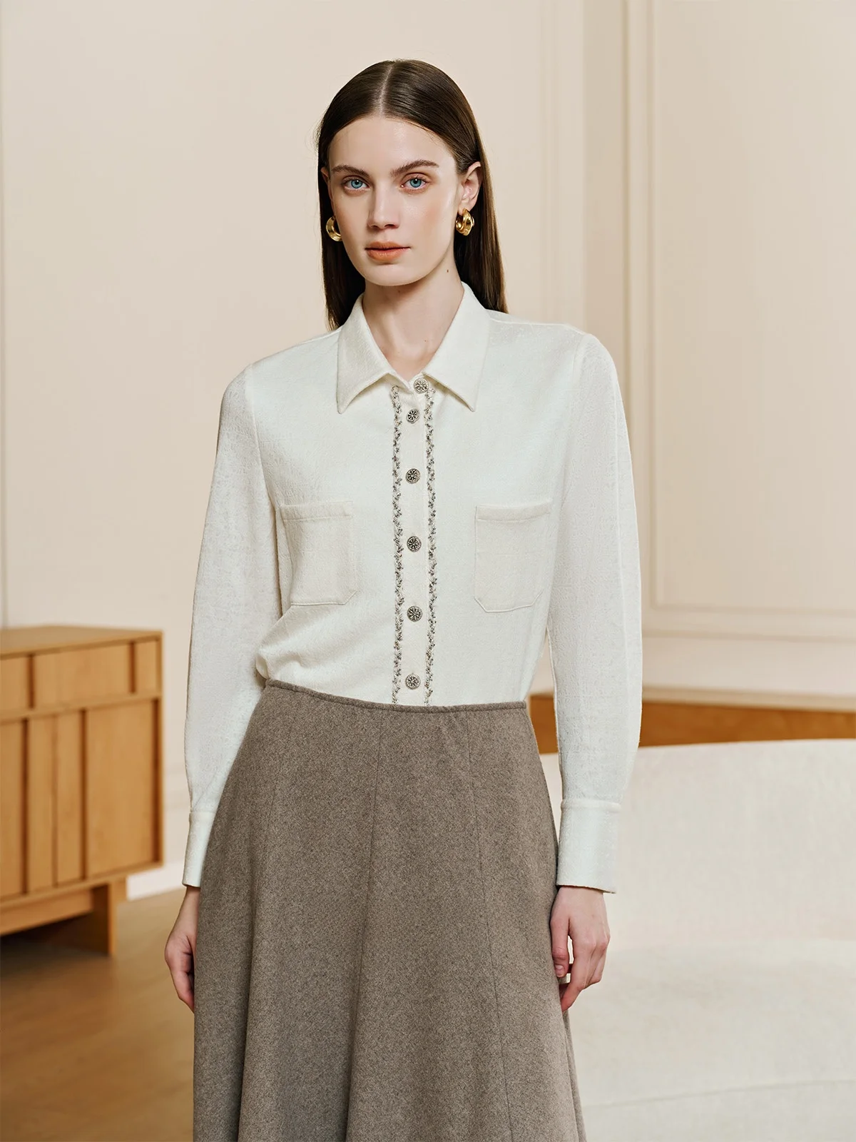 Вязаный твид, шерстяной шелк, длина ручной работы, повседневный крой, длинный све, женский, дышащий, удобный
Вязаный твид, шерстяной шелк, длина ручной работы, повседневный крой, длинный све, женский, дышащий, удобный