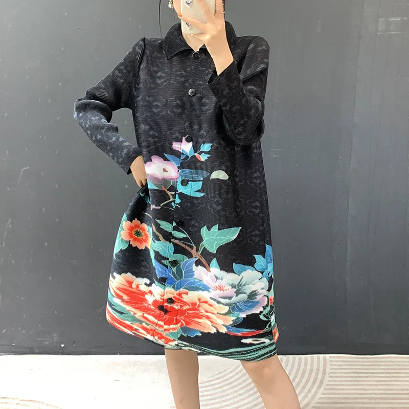 Miyake Pleated 2026 New Spring/Summer Plus Size Mid-Length Trench Coat Design Niche-Style Printed Jacket for Women Dress
Miyake Pleated 2026 New Spring/Summer Plus Size Mid-Length Trench Coat Design Niche-Style Printed Jacket for Women Dress