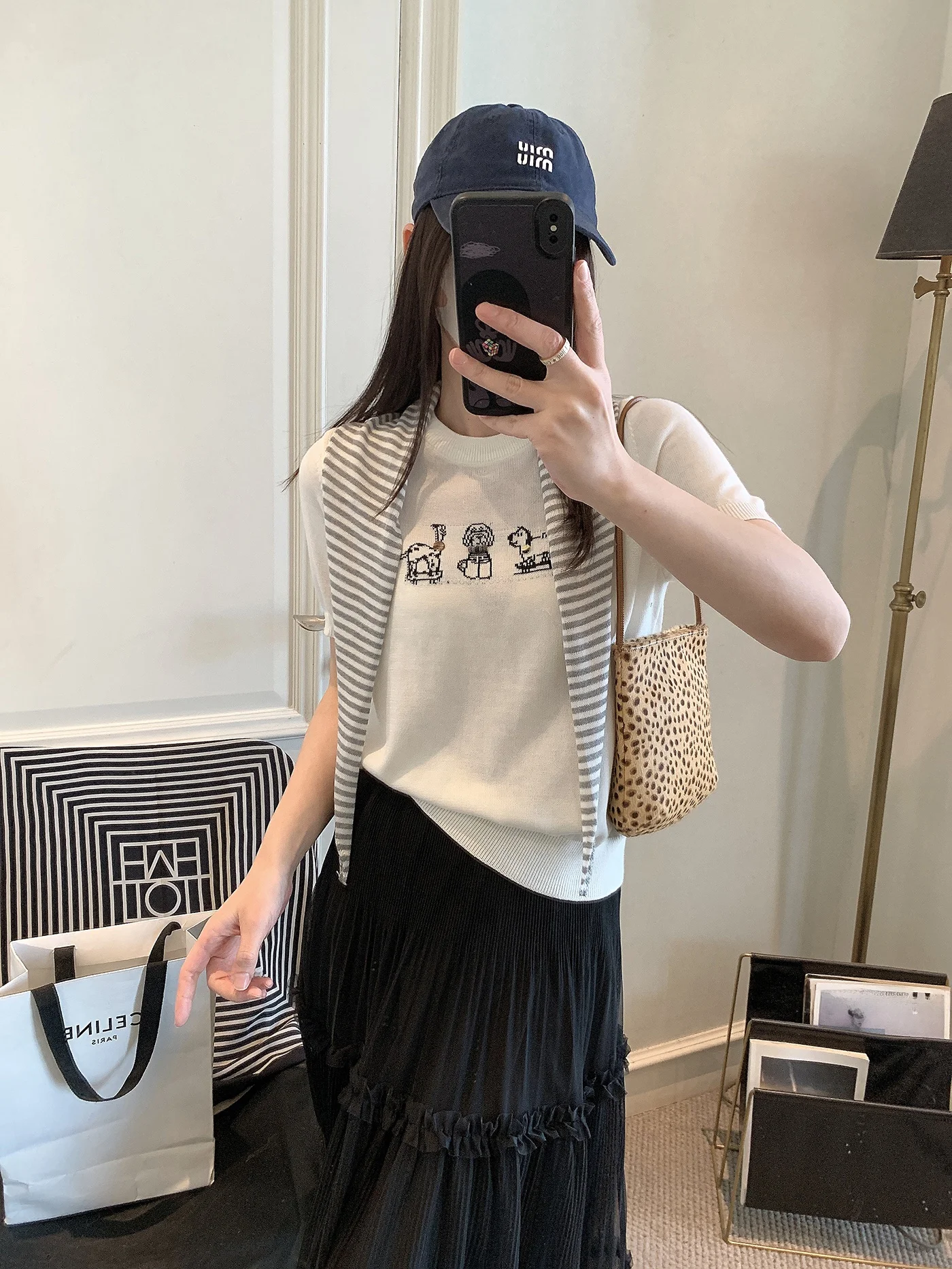 Женская шерстяная вязаная рубашка с коротким рукавом, весенняя новинка 2026 года, модный базовый топ с полосатой накидкой в корейском стиле, приталенный крой
Женская шерстяная вязаная рубашка с коротким рукавом, весенняя новинка 2026 года, модный базовый топ с полосатой накидкой в корейском стиле, приталенный крой