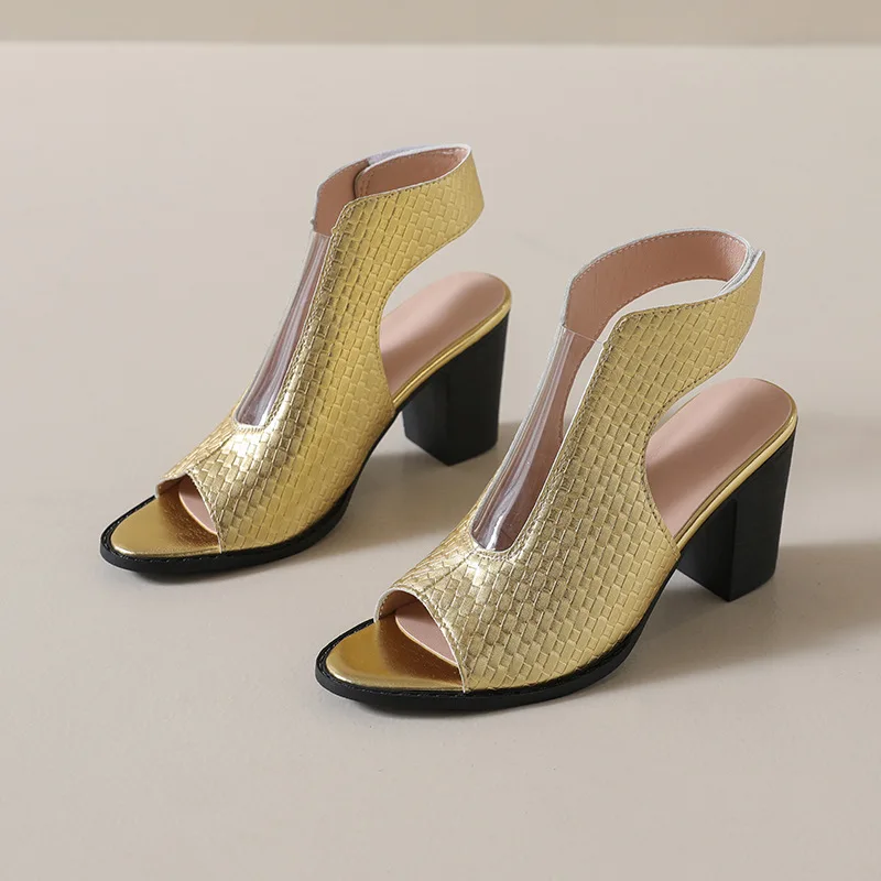 Luxury Designer Women Sandals European American Style Open-toed Fish Mouth Sandals Temperament Thick Heel Leather Sandals Size42
Luxury Designer Women Sandals European American Style Open-toed Fish Mouth Sandals Temperament Thick Heel Leather Sandals Size42