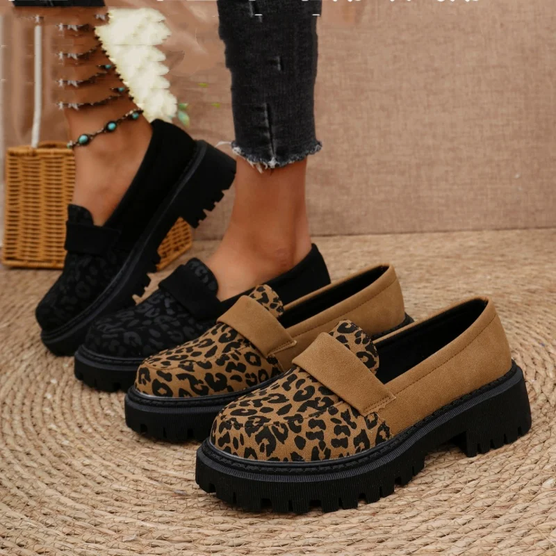 Spring/Autumn Round-toe Leopard Print Comfortable Casual Sneakers Fashion New Thick-soled Sexy Large Size Walking Shoes Women 
Spring/Autumn Round-toe Leopard Print Comfortable Casual Sneakers Fashion New Thick-soled Sexy Large Size Walking Shoes Women