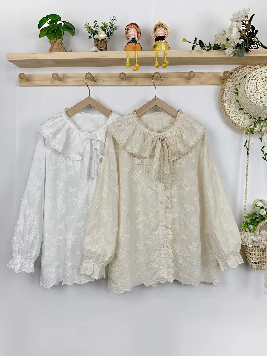 Sweet Sle Embroidered Cotton Long Sve Loose Version Doll Collar irt Women's Faionable Casual Pure Color Button up Top
Sweet Sle Embroidered Cotton Long Sve Loose Version Doll Collar irt Women's Faionable Casual Pure Color Button up Top