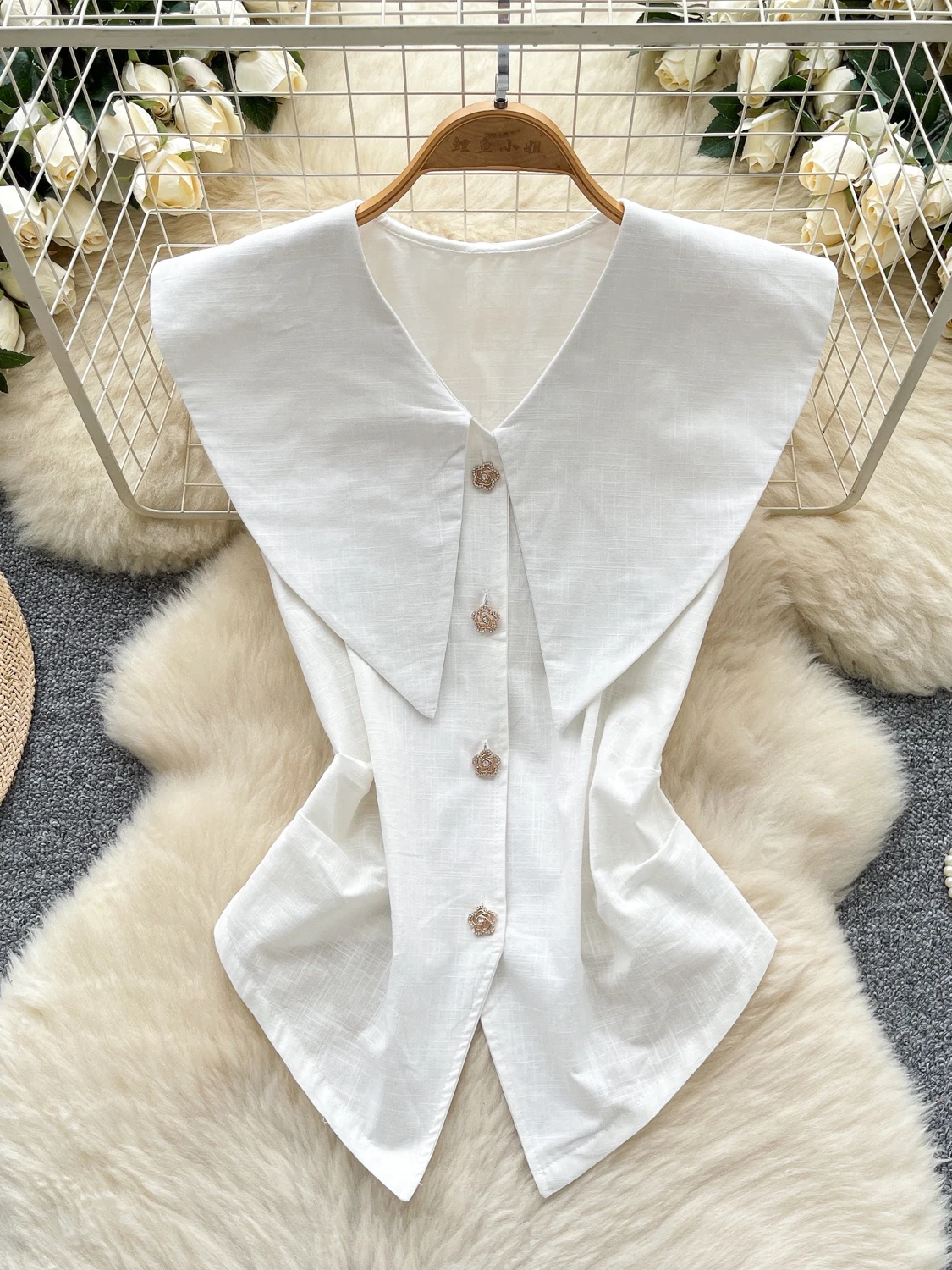 Ele Casual Doll Collar Svel irt Women's Faion Versatile Summer irt Comfortable Breathable Polyester Fiber
Ele Casual Doll Collar Svel irt Women's Faion Versatile Summer irt Comfortable Breathable Polyester Fiber