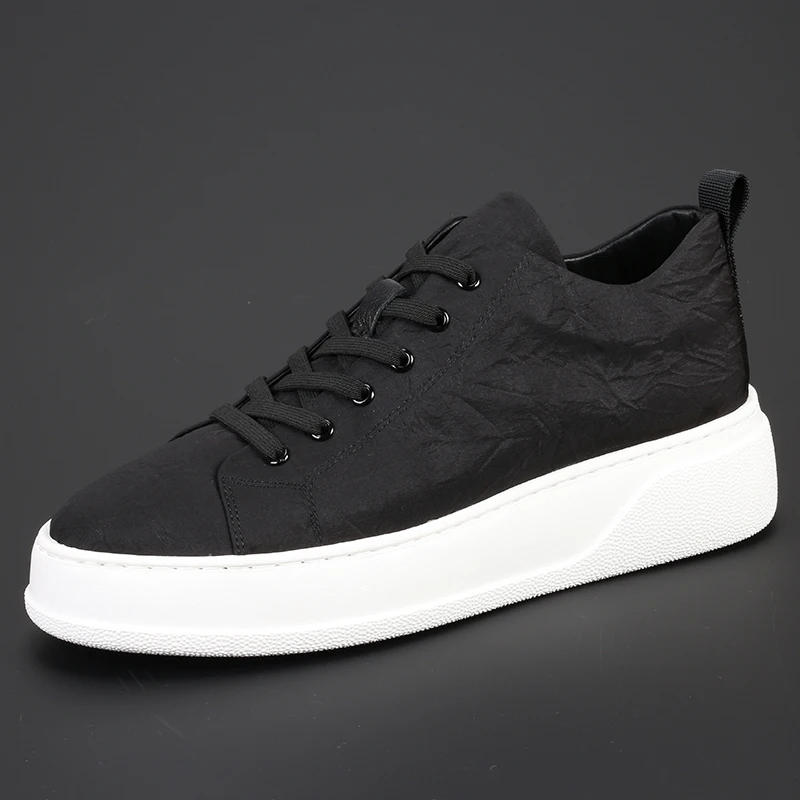 European trendy men's shoes trend thick soled elevated casual board shoes British men's versatile breathable low top trendy clot
European trendy men's shoes trend thick soled elevated casual board shoes British men's versatile breathable low top trendy clot