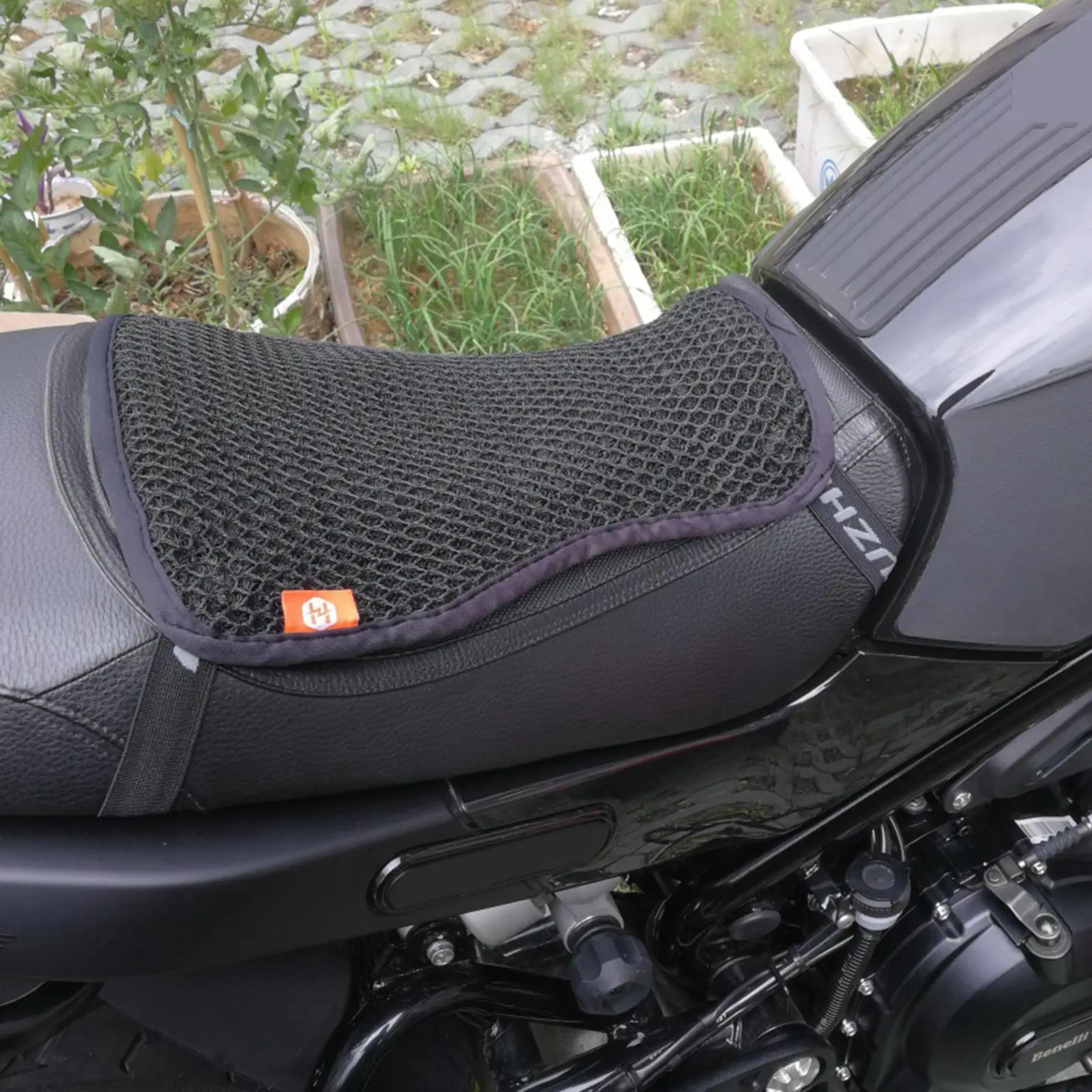 Soft Breathable Motorcycle Seat Cushion Gel Foam Cover Anti Slip Butt Protector for Road Vibration Relief Riding Comfort
Soft Breathable Motorcycle Seat Cushion Gel Foam Cover Anti Slip Butt Protector for Road Vibration Relief Riding Comfort