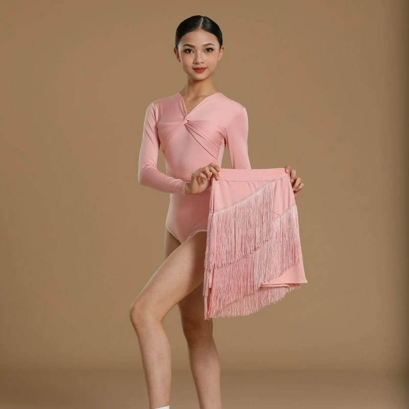 Розовый комплект для латинских танцев для девочек, юбки с длинными рукавами и кисточками, детское платье для ча-ча-румбы, танцевальная одежда, костюм для выступлений
Розовый комплект для латинских танцев для девочек, юбки с длинными рукавами и кисточками, детское платье для ча-ча-румбы, танцевальная одежда, костюм для выступлений