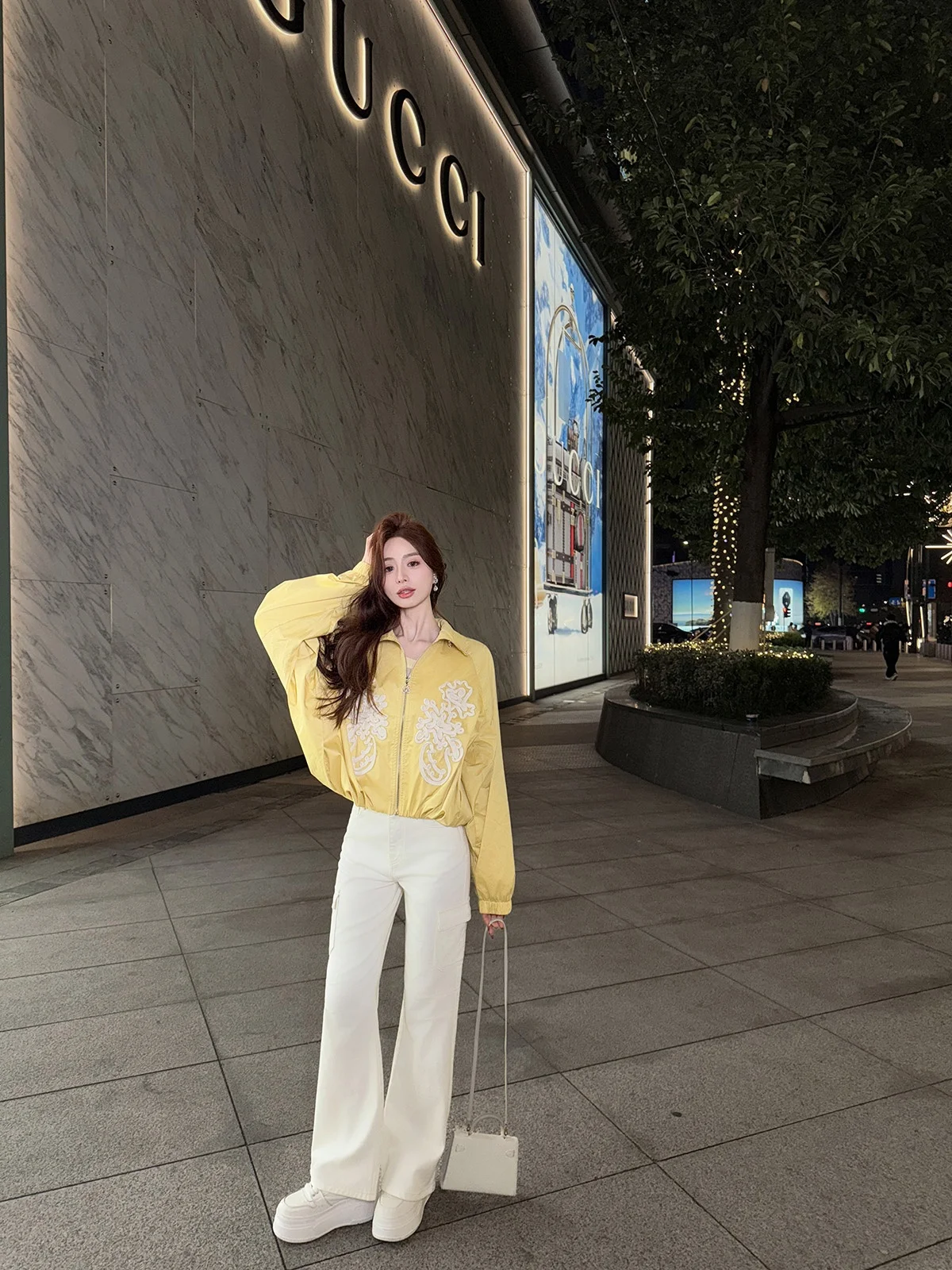 XiaoXiao Yu Embroidered Casual Jacket Heavy Work 3D Weave Belt Flower Sleep Spring 2026 New Style Cotton Long Sleeve Zipper
XiaoXiao Yu Embroidered Casual Jacket Heavy Work 3D Weave Belt Flower Sleep Spring 2026 New Style Cotton Long Sleeve Zipper
