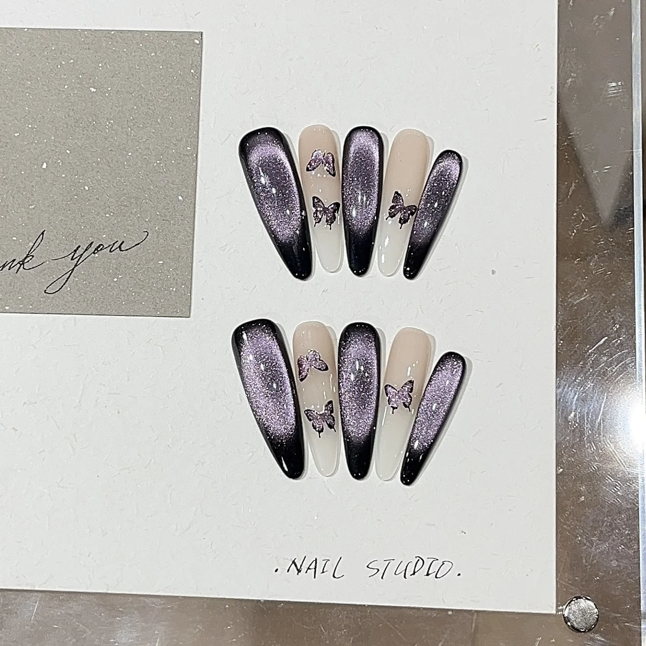 Super Long Gothic Handmade Press On Nails Almond Purple Fake Nail Patches Shiny Power Butterfly Design For Fashion Girl Wearable
Super Long Gothic Handmade Press On Nails Almond Purple Fake Nail Patches Shiny Power Butterfly Design For Fashion Girl Wearable
