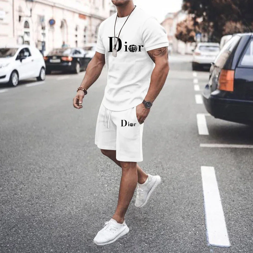 2025 Summer print breathable short sleeve T-shirt + quick drying shorts two-piece men's basketball casual fashion tracksuit
2025 Summer print breathable short sleeve T-shirt + quick drying shorts two-piece men's basketball casual fashion tracksuit