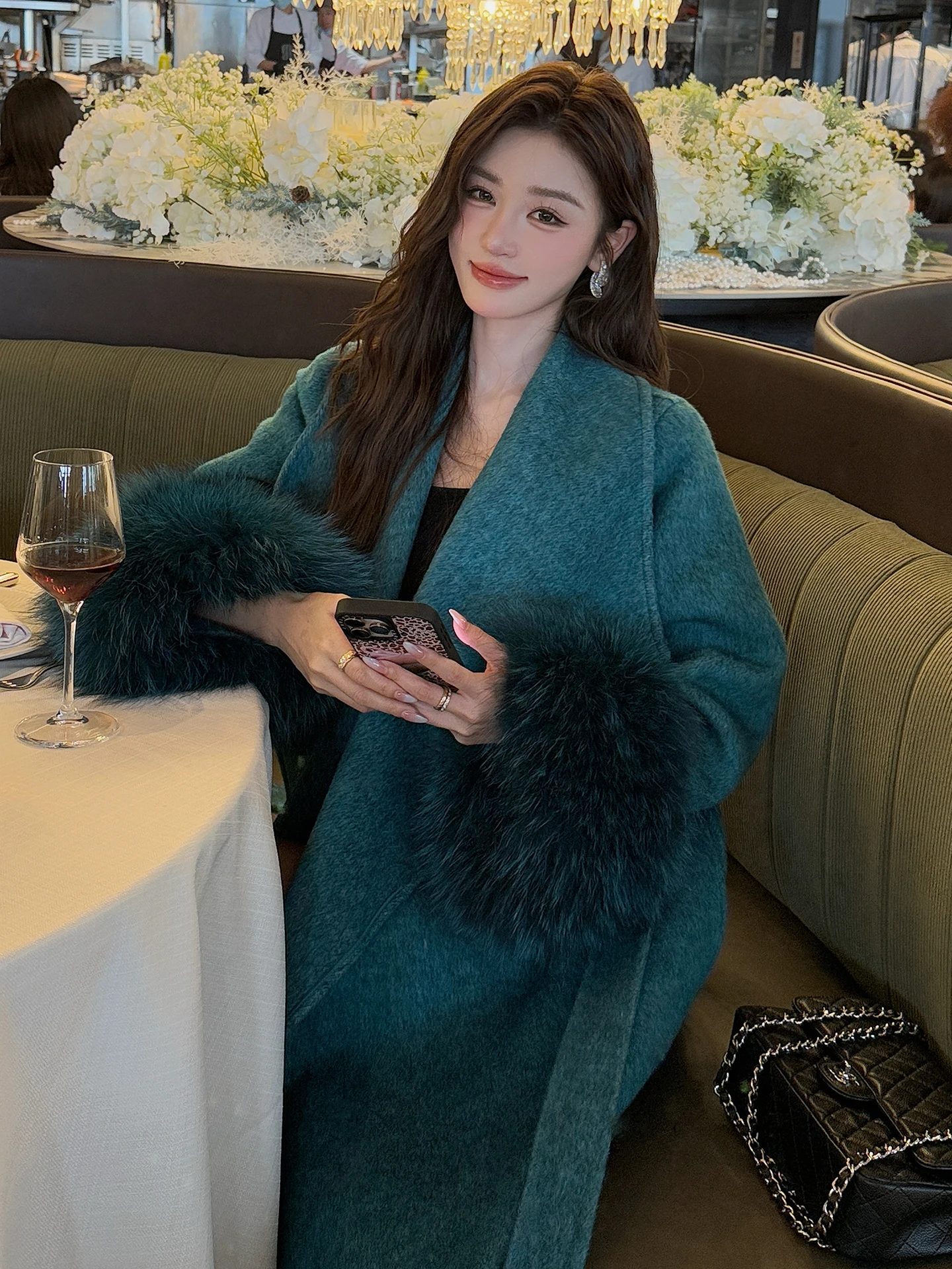 Женское двустороннее шерстяное пальто Ele средней длины в стиле Lazy Sle 25, новая осенне-зимняя модная верхняя одежда
Женское двустороннее шерстяное пальто Ele средней длины в стиле Lazy Sle 25, новая осенне-зимняя модная верхняя одежда