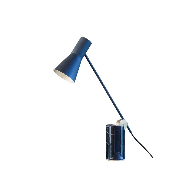 Table Lamp Minimalist Creative Designer Luxury LED Dimming Study Table Light with Remote Control for Home Decoration Living Room
Table Lamp Minimalist Creative Designer Luxury LED Dimming Study Table Light with Remote Control for Home Decoration Living Room