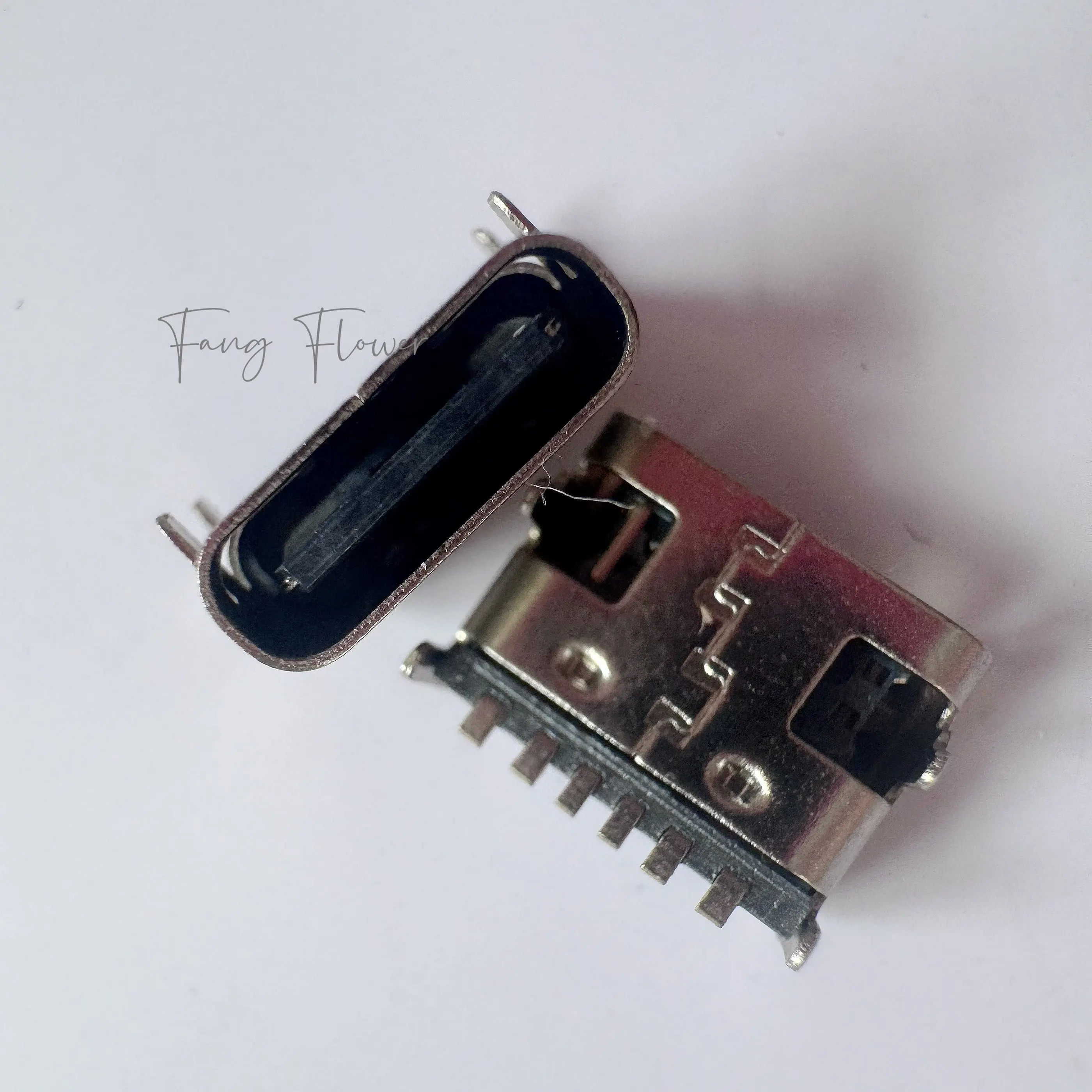 Type C 6Pin Connector Female 4Feet DIP,Phone Charging Socket,Data Wire Connector,USB 3.1,Per 10Pcs
Type C 6Pin Connector Female 4Feet DIP,Phone Charging Socket,Data Wire Connector,USB 3.1,Per 10Pcs