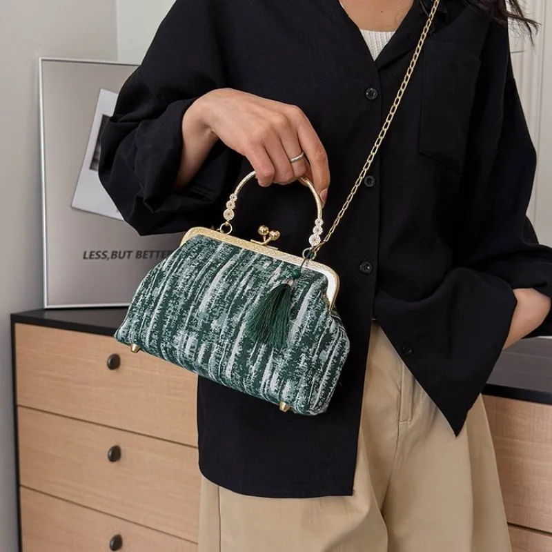 Exquisite Messenger Bag Ladies Popular Classic Elegant Style Soft Leather Trendy Daily Outdoor Bag
Exquisite Messenger Bag Ladies Popular Classic Elegant Style Soft Leather Trendy Daily Outdoor Bag