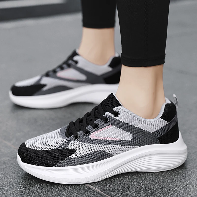 Women Running Shoes Mesh Light Walking Sneaker Fitness Sport Flats Comfortable Lace-Up Black Fitness Size 35-42 Loafers
Women Running Shoes Mesh Light Walking Sneaker Fitness Sport Flats Comfortable Lace-Up Black Fitness Size 35-42 Loafers