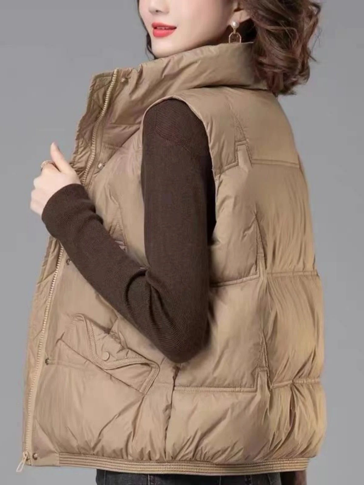 Women's down Cotton Vest Loose Warm Outerwear Short Style Mommy's Autumn Winter New Arrival Fashion Commute Wind Clothing
Women's down Cotton Vest Loose Warm Outerwear Short Style Mommy's Autumn Winter New Arrival Fashion Commute Wind Clothing