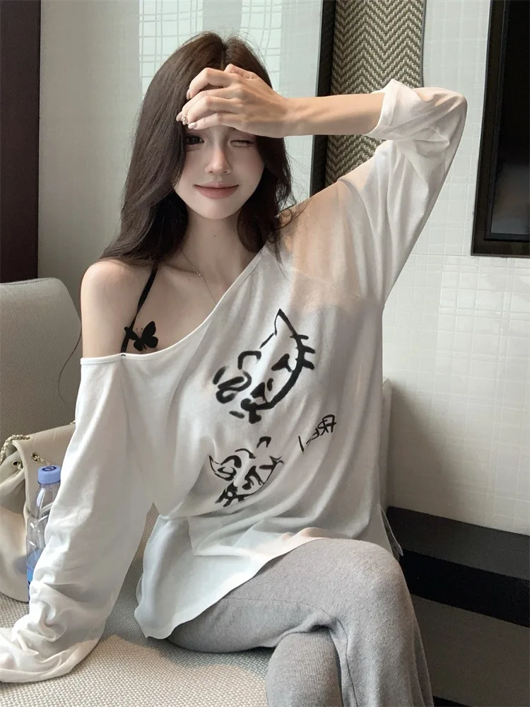 Loose Long Sleeve One Shoulder T-Shirt Women's Summer Sun Protection Casual Spicy White Shoulder Baring Top Commute Style Bat...
Loose Long Sleeve One Shoulder T-Shirt Women's Summer Sun Protection Casual Spicy White Shoulder Baring Top Commute Style Bat...