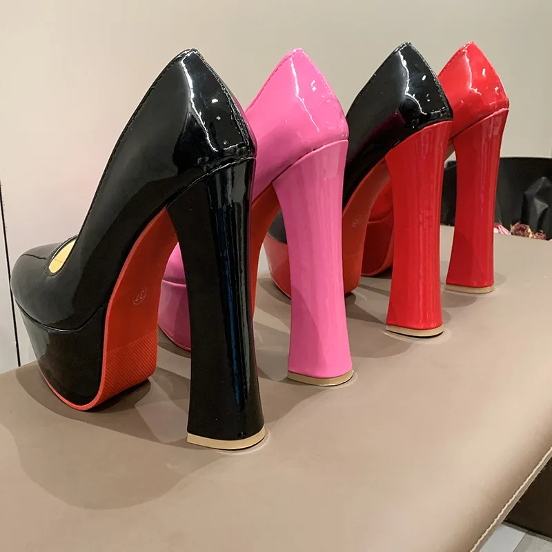 Women's shoes 2026 high heels women's thick sole waterproof platform round toe French retro single shoes
Women's shoes 2026 high heels women's thick sole waterproof platform round toe French retro single shoes