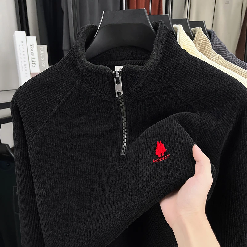 Winter Casual Plus Plush Thick Men's Standing Collar Half Zipper Hoodie Korean Version Fashionable Loose Men's Clothing
Winter Casual Plus Plush Thick Men's Standing Collar Half Zipper Hoodie Korean Version Fashionable Loose Men's Clothing