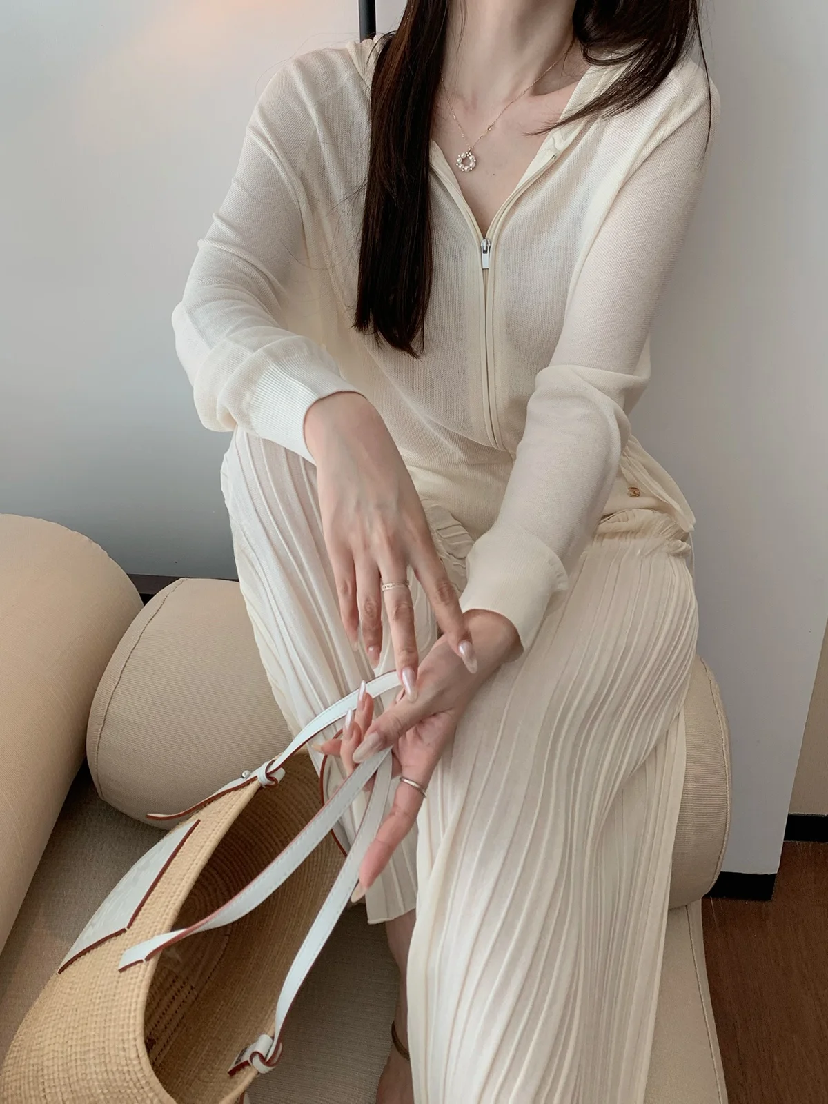 Casual Linen Long Sleeve Knitted Set for Women Two Piece Set Comfortable Breathable Leisure Style DAJOS Xianting Qu
Casual Linen Long Sleeve Knitted Set for Women Two Piece Set Comfortable Breathable Leisure Style DAJOS Xianting Qu
