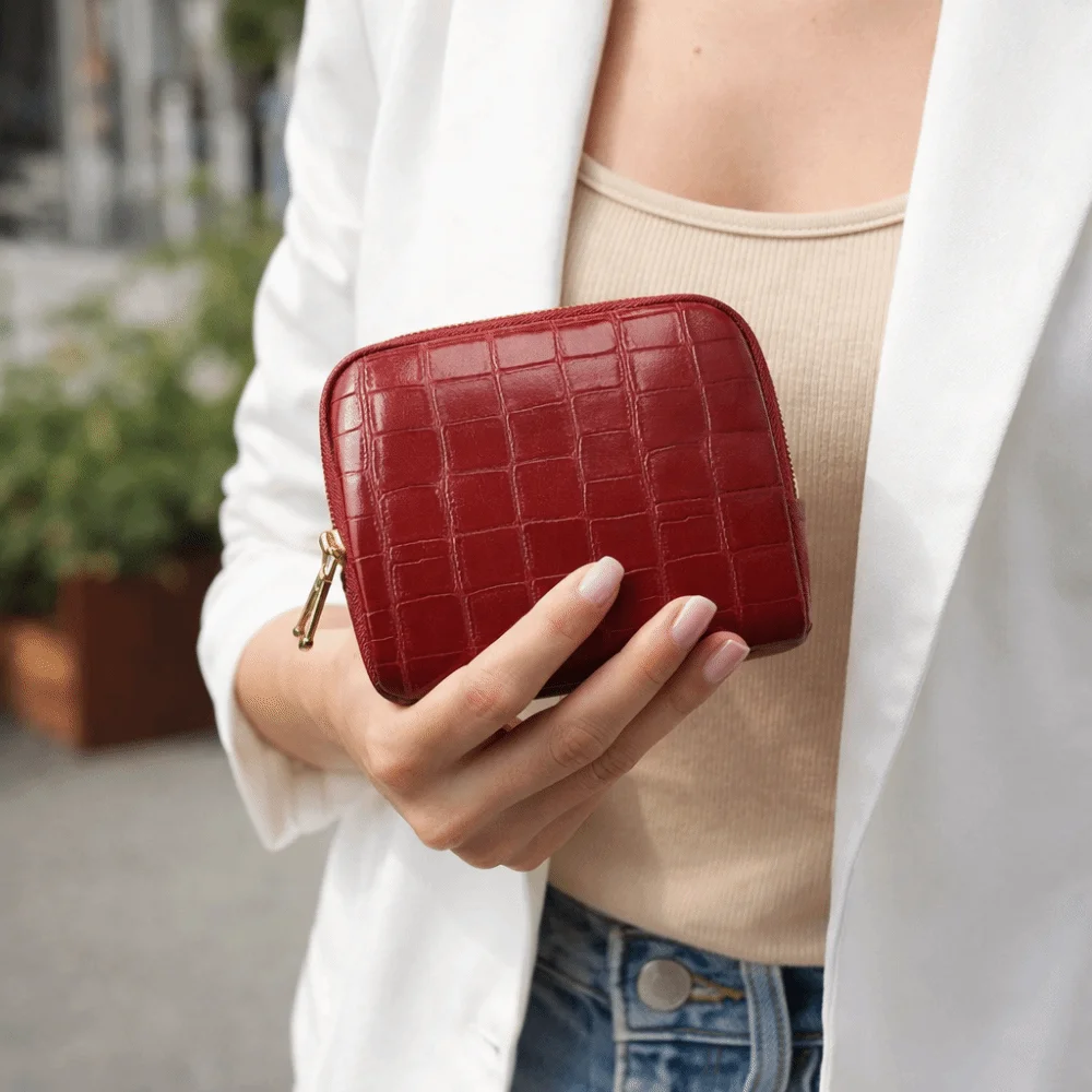 Портативная сумка для упаковки ювелирных изделий из искусственной кожи, большой вместительный многослойный чехол для хранения ювелирных изделий, органайзер, квадратный держатель для ювелирных изделий, отпуск
Портативная сумка для упаковки ювелирных изделий из искусственной кожи, большой вместительный многослойный чехол для хранения ювелирных изделий, органайзер, квадратный держатель для ювелирных изделий, отпуск