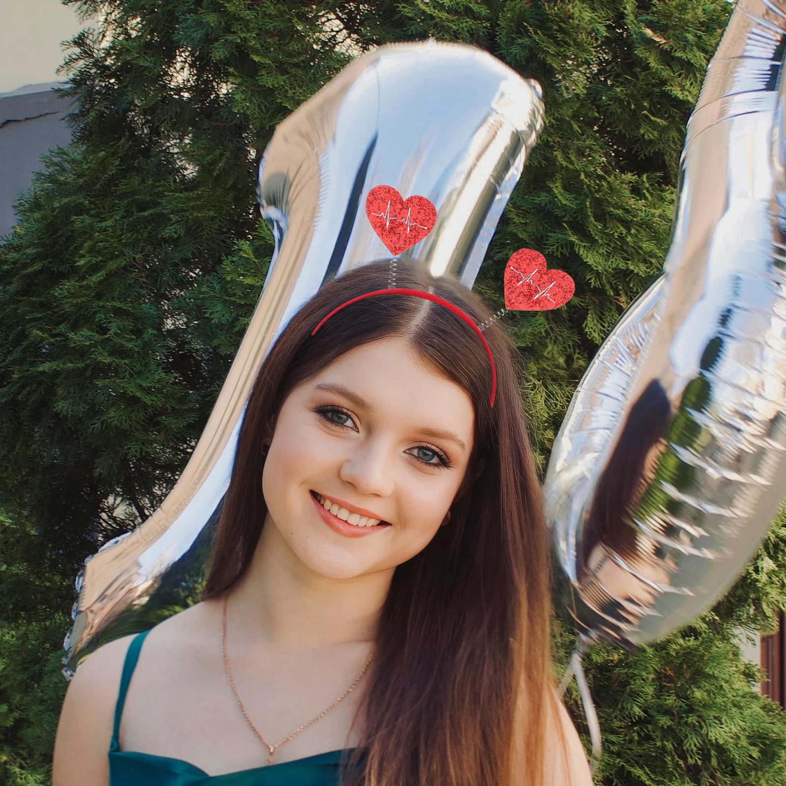 Valentine'S Day Heart Headband Hair Accessories For Women Party Wedding Costume Decoration Felt Material Comfortable Secure Fit
Valentine'S Day Heart Headband Hair Accessories For Women Party Wedding Costume Decoration Felt Material Comfortable Secure Fit