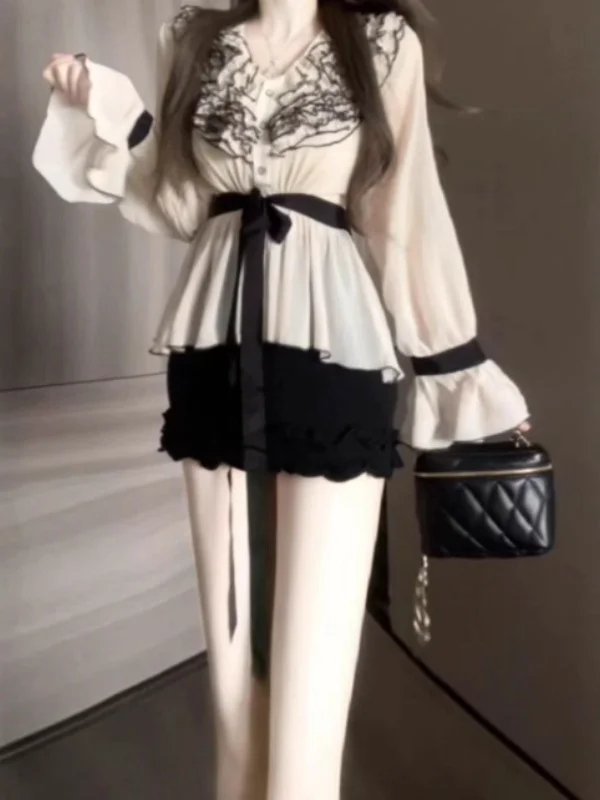 Ele French Sle Long Sve irt Women's Waist-Cinching V-ne Puff-sve Top Spring 2026 Faion Unique Beautiful
Ele French Sle Long Sve irt Women's Waist-Cinching V-ne Puff-sve Top Spring 2026 Faion Unique Beautiful