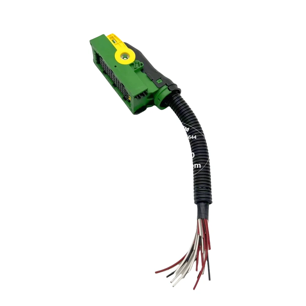 The 39-pin green ECU connector is suitable for Volvo trucks - compatible with OE# 22343343 22343361
The 39-pin green ECU connector is suitable for Volvo trucks - compatible with OE# 22343343 22343361
