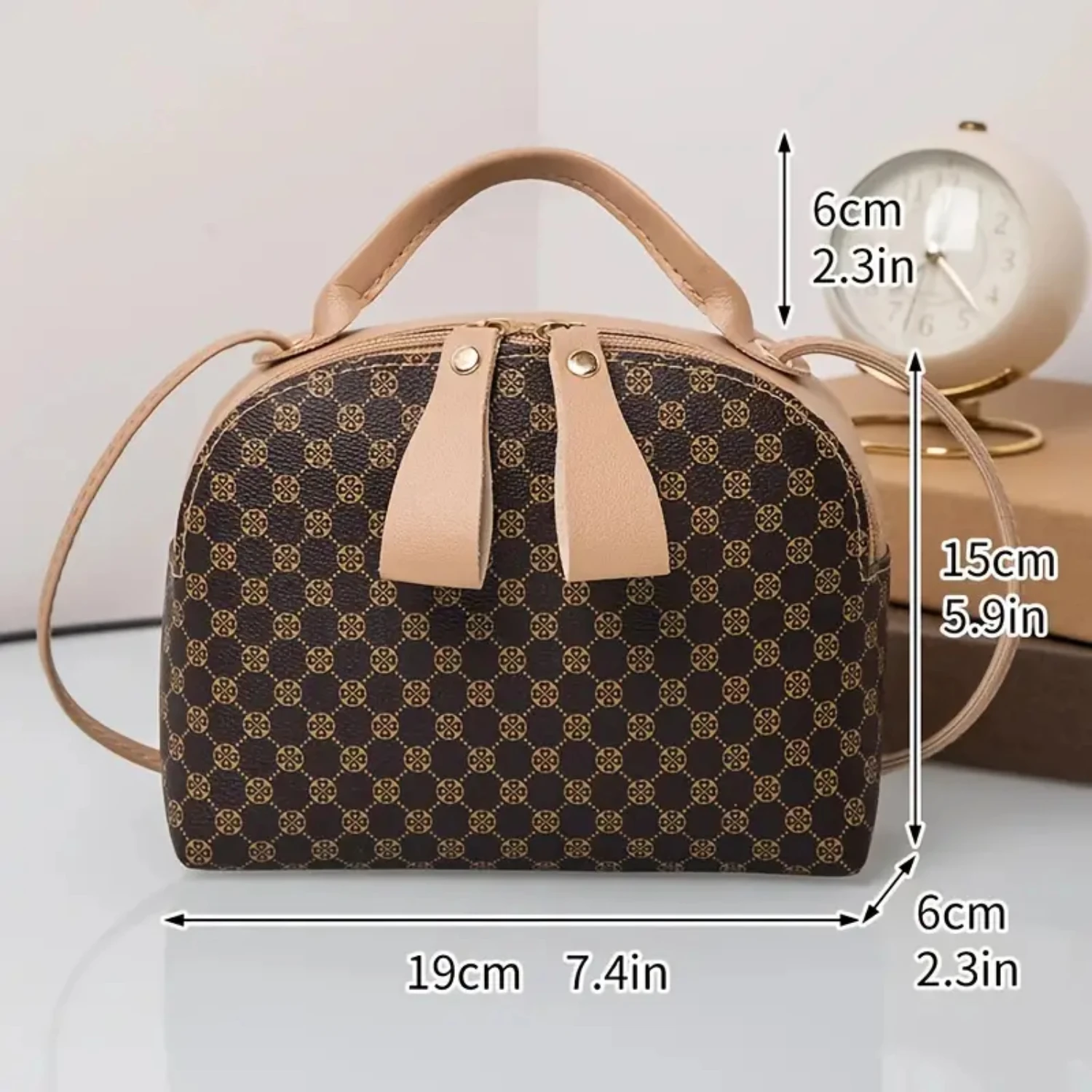 Fashionable Women's Stylish Small Faux Leather Phone Bag with Zipper, Trendy Top Handle Purse, Chic Crossbody Shoulder Bag for E
Fashionable Women's Stylish Small Faux Leather Phone Bag with Zipper, Trendy Top Handle Purse, Chic Crossbody Shoulder Bag for E