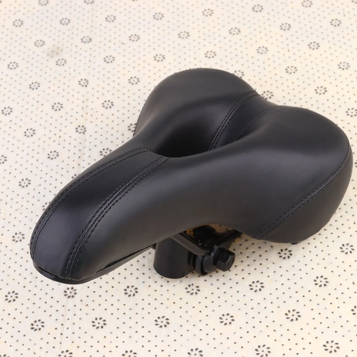 1pc Mountain Bike Saddle Thickened Comfortable Bike Seat Ergonomic Breathable Shock Absorbing Easy Install Durable Cycling
1pc Mountain Bike Saddle Thickened Comfortable Bike Seat Ergonomic Breathable Shock Absorbing Easy Install Durable Cycling