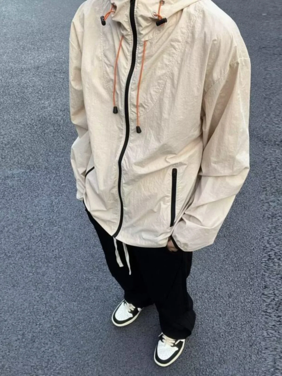 Мужская летняя одежда для активного отдыха с защитой от солнца, быстросохнущая, охлаждающая, брендовая, UPF30+, из полиэфирного волокна, с капюшоном на молнии
Мужская летняя одежда для активного отдыха с защитой от солнца, быстросохнущая, охлаждающая, брендовая, UPF30+, из полиэфирного волокна, с капюшоном на молнии