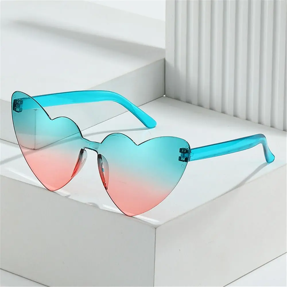 Cute Gradient Lenses Heart-shaped Sunglasses UV400 Protection Rimless Heart Shades Colorful Trendy Sun Glasses Women
Cute Gradient Lenses Heart-shaped Sunglasses UV400 Protection Rimless Heart Shades Colorful Trendy Sun Glasses Women