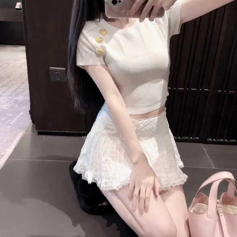 LXYG Metal Buckle Short Sleeve Ice Silk Knitted Top Women's Slim Fit Short Thin Summer New Style Fashionable round Neck Top
LXYG Metal Buckle Short Sleeve Ice Silk Knitted Top Women's Slim Fit Short Thin Summer New Style Fashionable round Neck Top