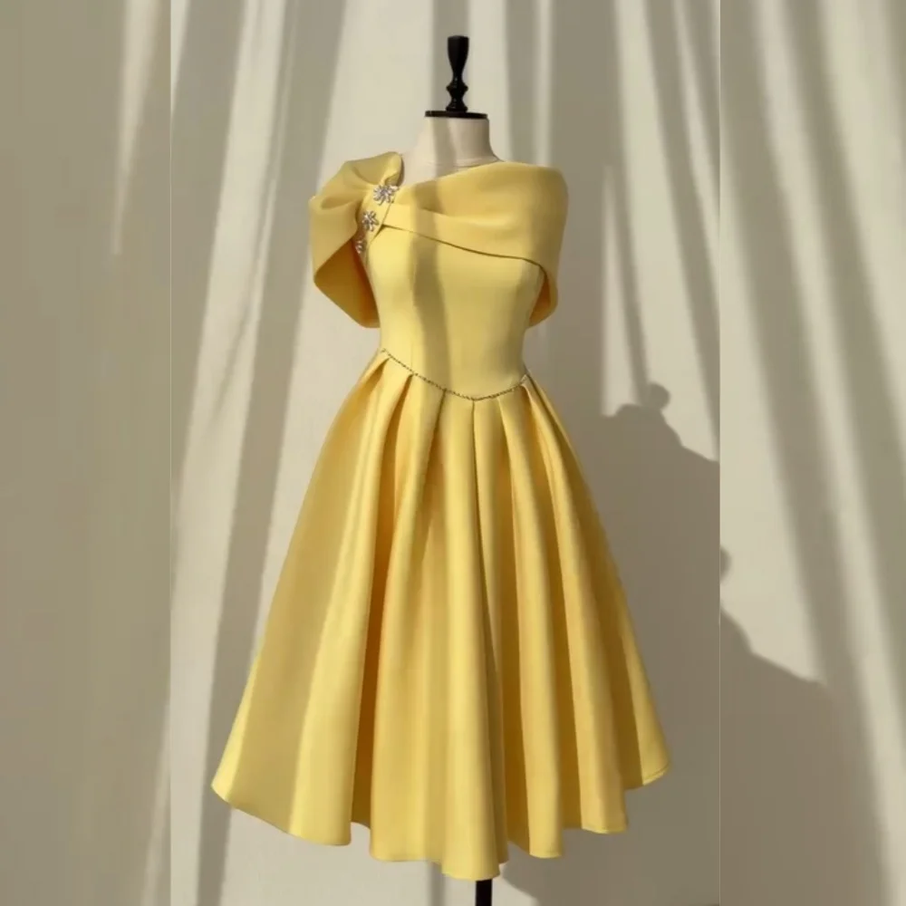 Customized Retro Charmeuse Pleat Sequined A-line Off-the-shoulder Midi Dresses Bespoke Occasion High Quality
Customized Retro Charmeuse Pleat Sequined A-line Off-the-shoulder Midi Dresses Bespoke Occasion High Quality
