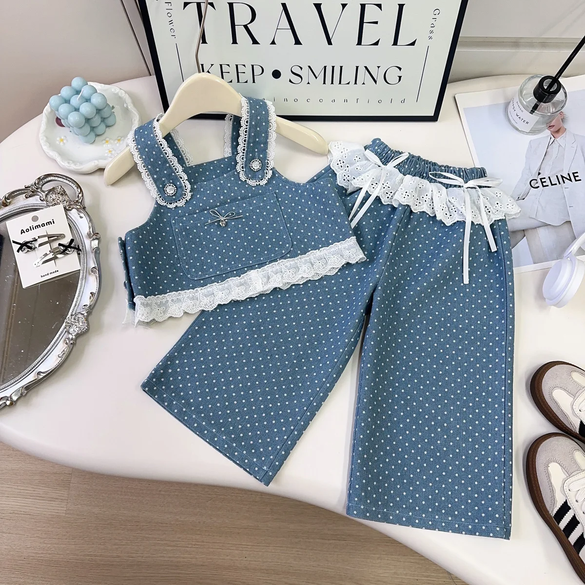 2025 New Girl's Cowboy Set Spring and Autumn New Girl's Treasure Sweet Lace Cowboy Top Pants Two Piece Set
2025 New Girl's Cowboy Set Spring and Autumn New Girl's Treasure Sweet Lace Cowboy Top Pants Two Piece Set