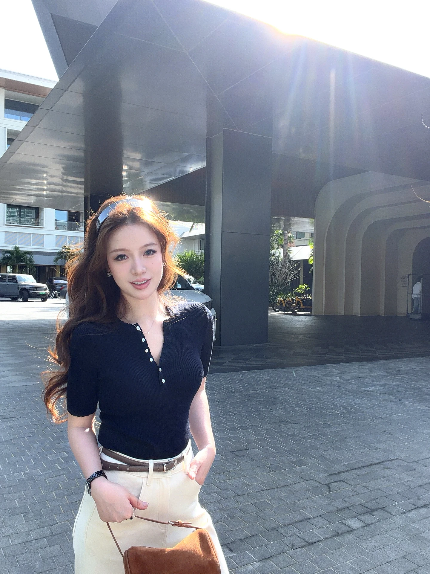Slim Fit Short Sleeve Knitted T-Shirt Women's Lace Trim Henry Collar Innerwear Outerwear Half Sleeve Top Fashion Commute Style
Slim Fit Short Sleeve Knitted T-Shirt Women's Lace Trim Henry Collar Innerwear Outerwear Half Sleeve Top Fashion Commute Style