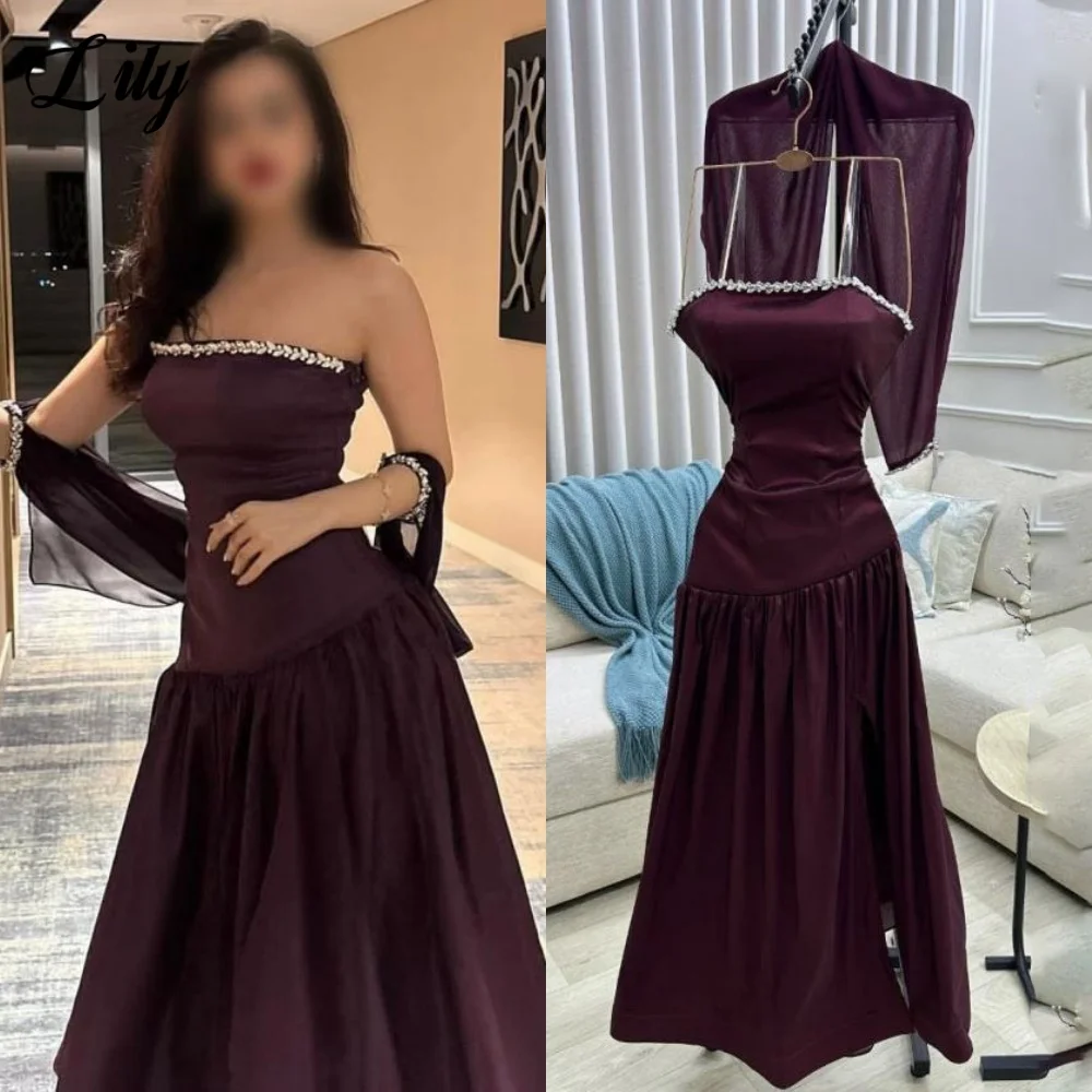 Lily Burgundy فساتين السهرة Strapless Pleats Maxi Evening Dress with Crystals Ruched and A Line High Split Prom Gown 
Lily Burgundy فساتين السهرة Strapless Pleats Maxi Evening Dress with Crystals Ruched and A Line High Split Prom Gown