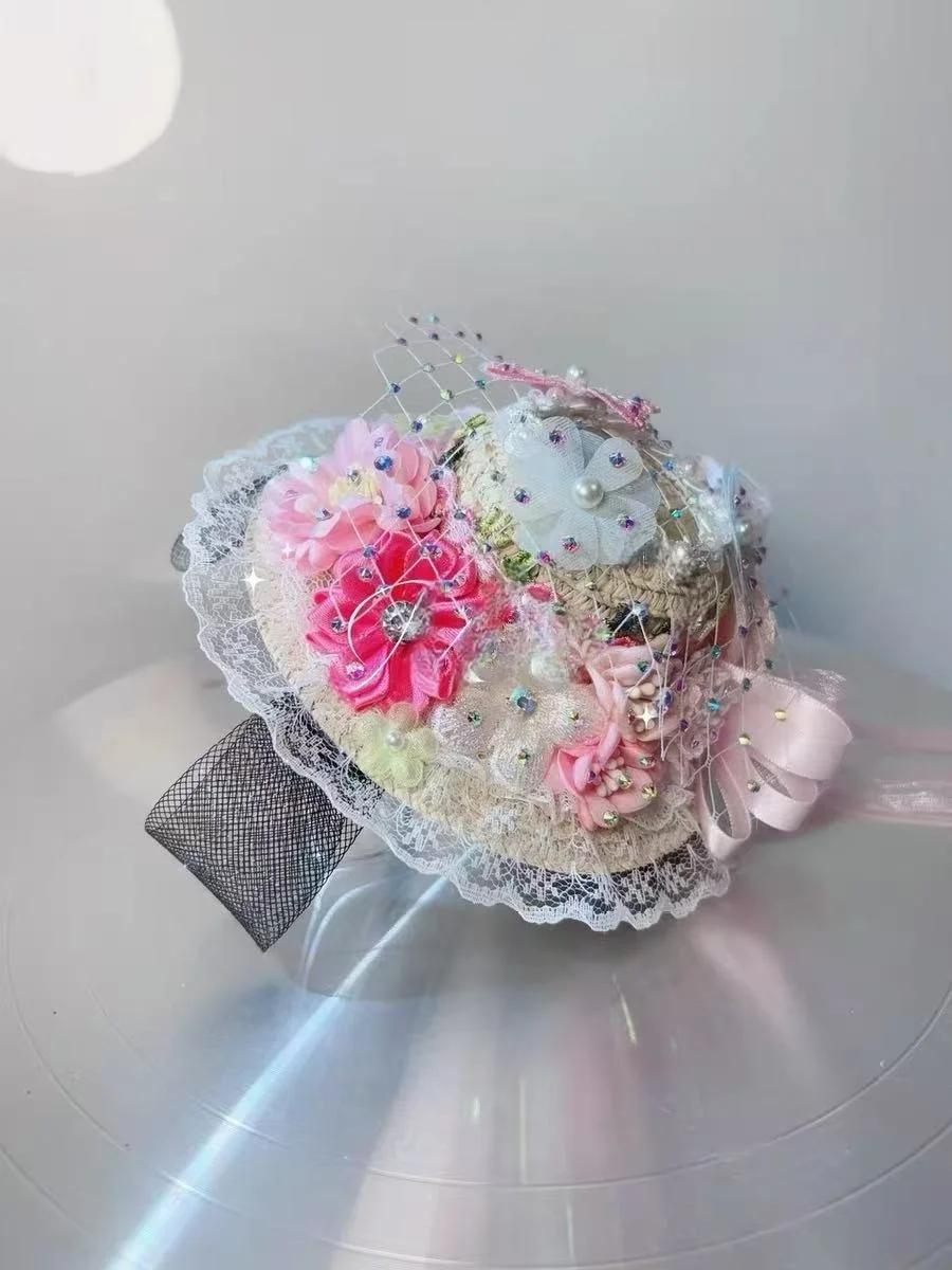 New handmade custom ballet headwear for graduation prom Little Red Riding Hood professional competition performance.
New handmade custom ballet headwear for graduation prom Little Red Riding Hood professional competition performance.