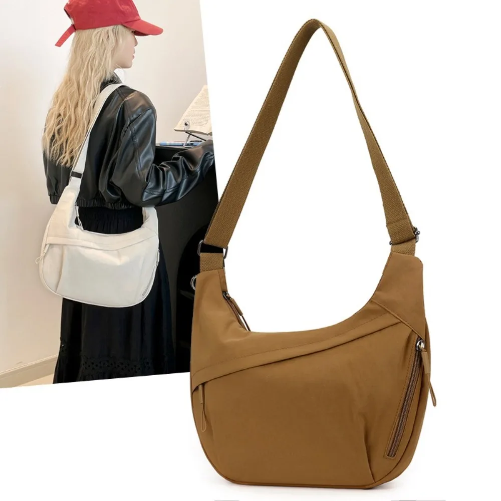 Fashion Korean Style Crossbody Bag Multiple Pockets Waterproof Shoulder Bag Nylon Simplified Moon Bags for Women Girls
Fashion Korean Style Crossbody Bag Multiple Pockets Waterproof Shoulder Bag Nylon Simplified Moon Bags for Women Girls