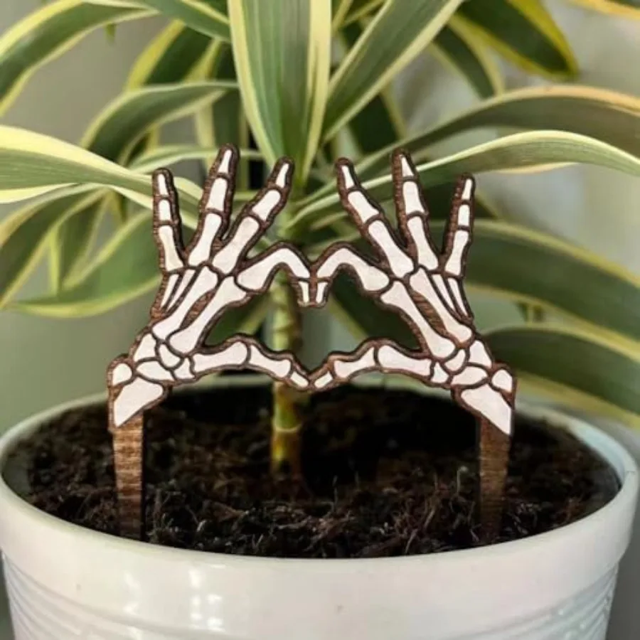 Skeleton Plant Pot Wooden Hand Garden Lawn Stakes Funny Adornment Flower Pot Halloween ations
Skeleton Plant Pot Wooden Hand Garden Lawn Stakes Funny Adornment Flower Pot Halloween ations