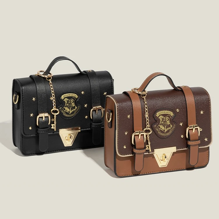 Anime Style Mailman Bag Cosplay Hogwarts Commuter Uniform Style Crossbody Bag PU Leather Women Shoulder Bag
Anime Style Mailman Bag Cosplay Hogwarts Commuter Uniform Style Crossbody Bag PU Leather Women Shoulder Bag