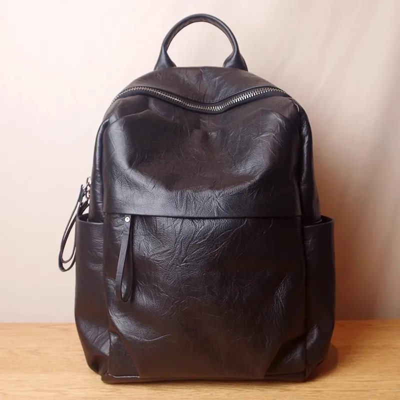 Leather backpack Men's large capacity first layer cowhide soft leather leisure leather schoolbag men's travel backpack
Leather backpack Men's large capacity first layer cowhide soft leather leisure leather schoolbag men's travel backpack