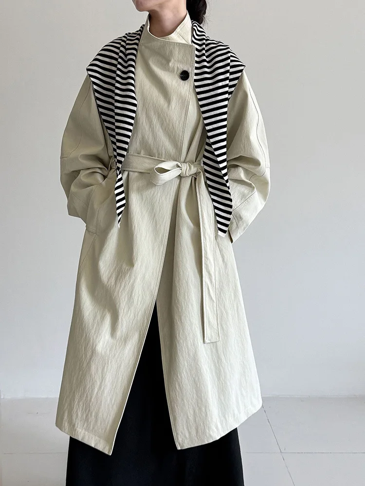 One-Button Stand Collar Loose Trench Coat Women Spring Autumn New Korean Style Oversize Mid-Length Coat
One-Button Stand Collar Loose Trench Coat Women Spring Autumn New Korean Style Oversize Mid-Length Coat