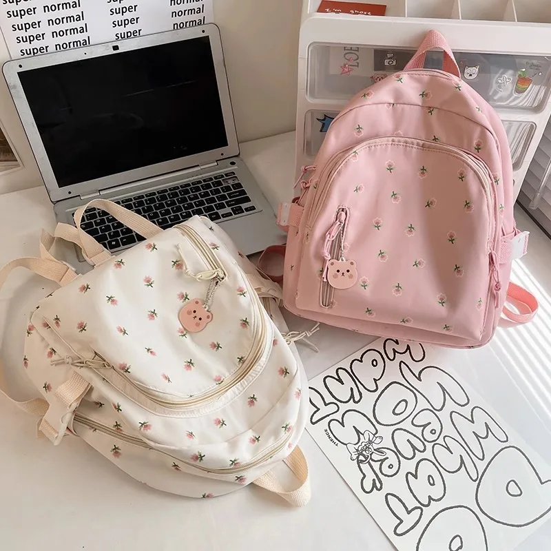 Small Fresh Flower Printed Backpack for Women Girls Korean Style Elementary School Student Book Bag Casual Cute Small Backpack
Small Fresh Flower Printed Backpack for Women Girls Korean Style Elementary School Student Book Bag Casual Cute Small Backpack