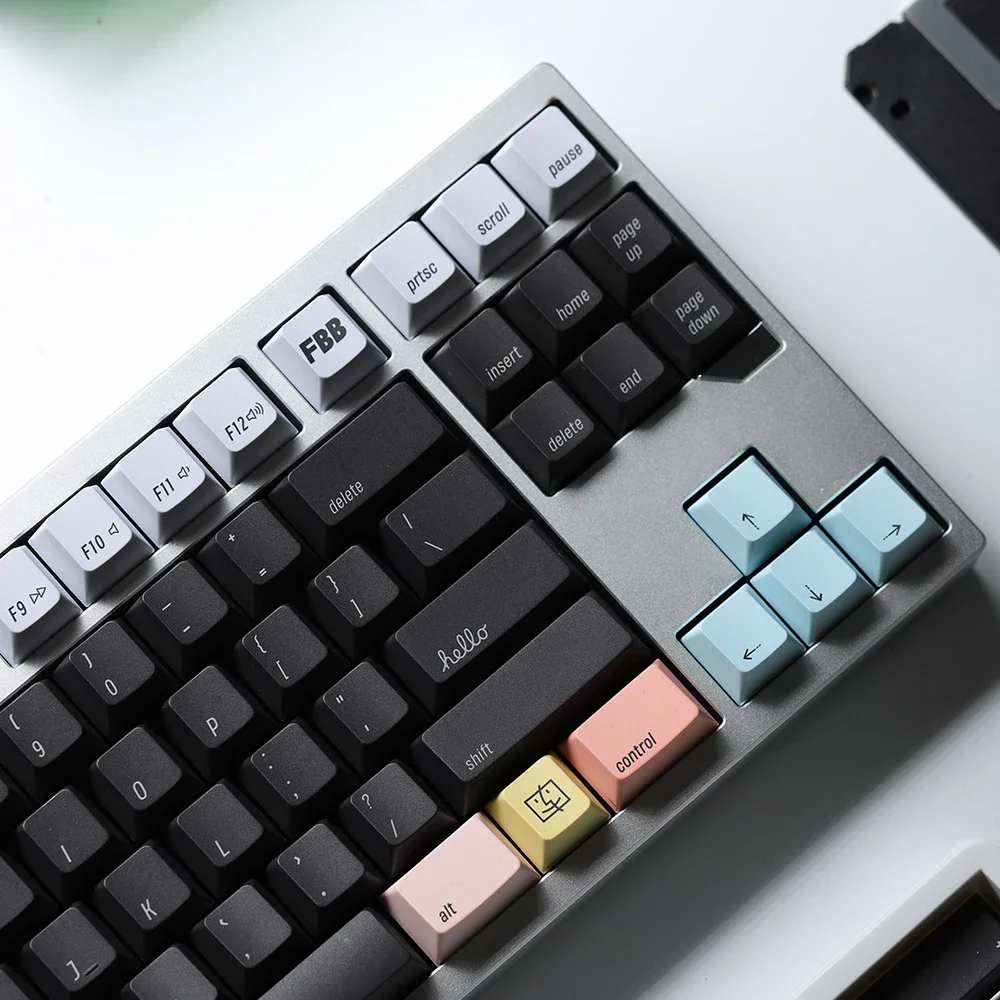 Original Keycap Minimalist Wind 2100 Black Edition PBT Sublimation Macaron Italic Customized Keyboard
Original Keycap Minimalist Wind 2100 Black Edition PBT Sublimation Macaron Italic Customized Keyboard
